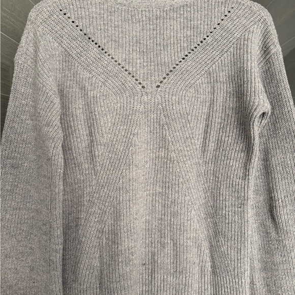 GAP Grey Sweater- Size S - Picture 2 of 3